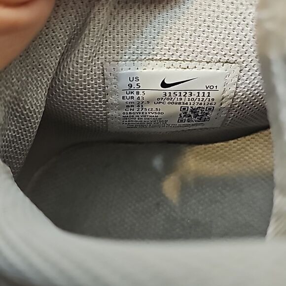 Nike high top Air Forces, men’s 9.5 - Picture 11 of 11